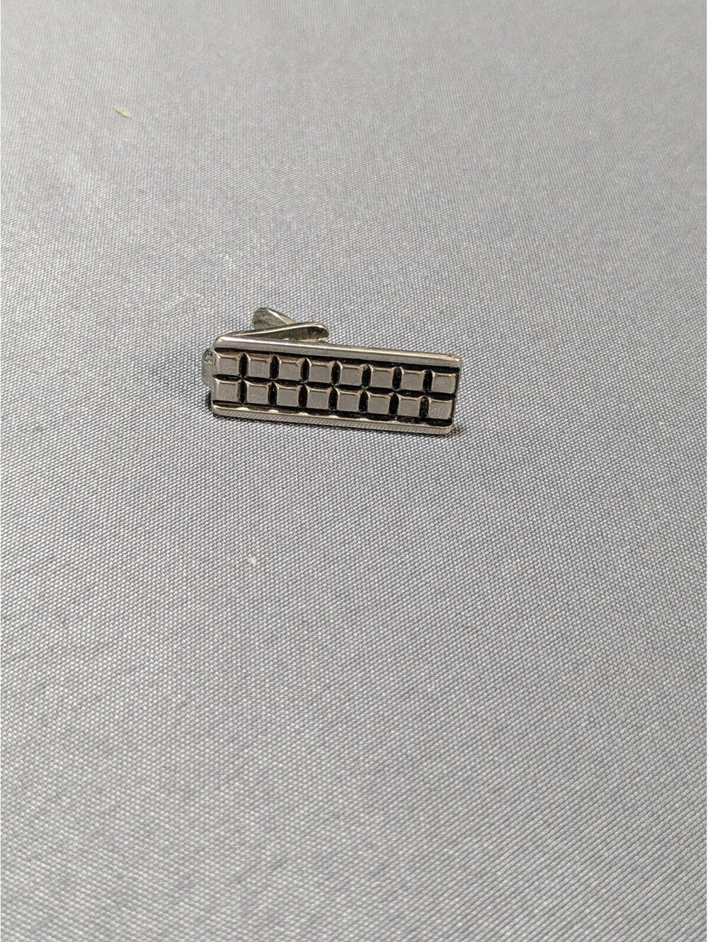 Vintage Silver Tone Rectangular Tie Clip with Grid Pattern